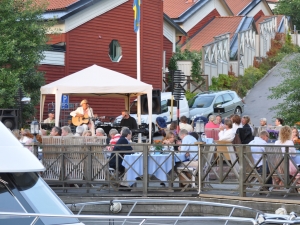 Fest på strandkanten